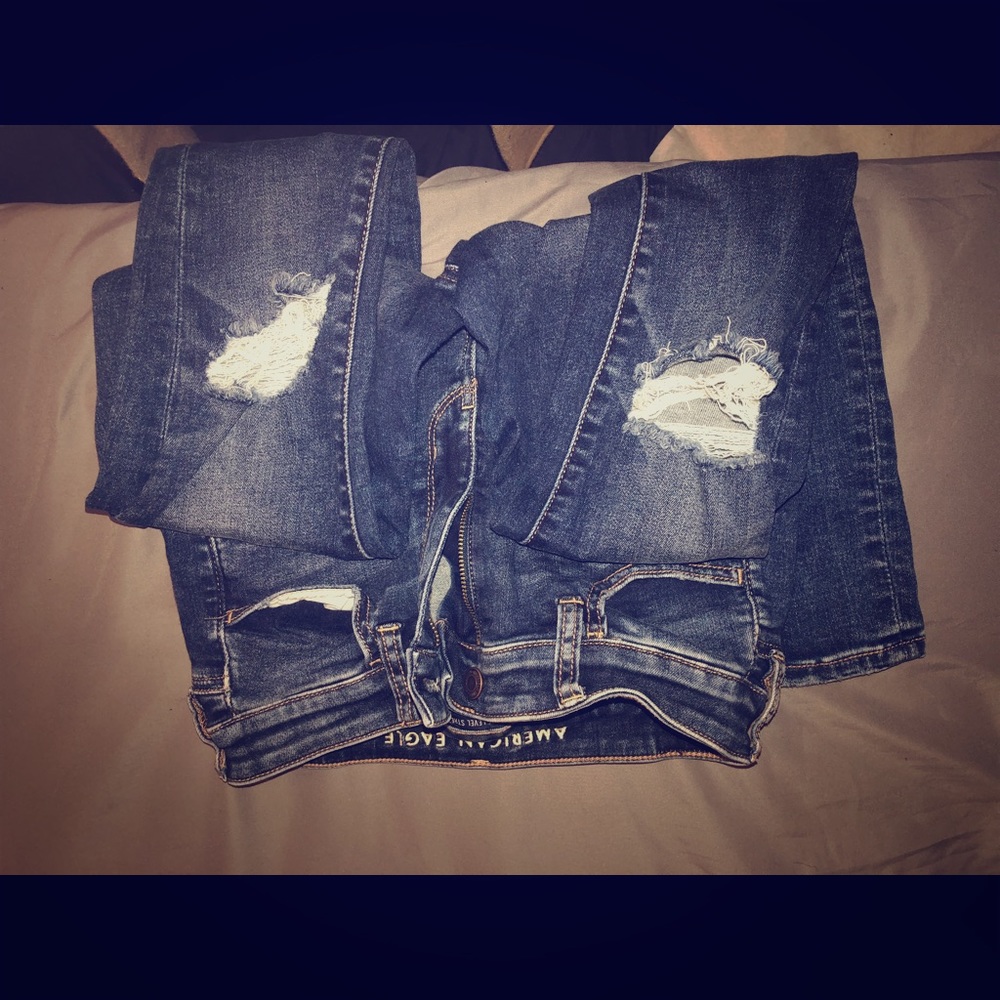 AEO womens stretch skinnys! Size 4!Great condition